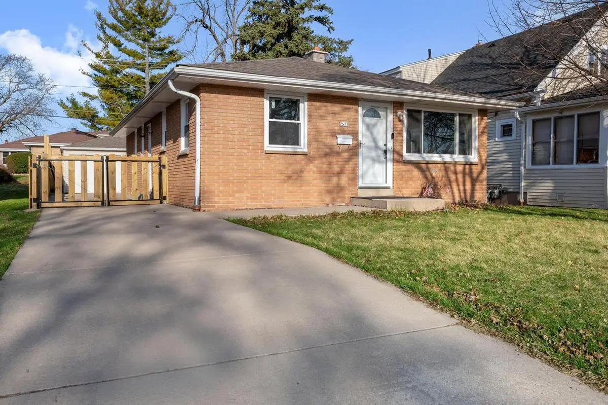2571 68th STREET, Milwaukee, WI 53219 - #1