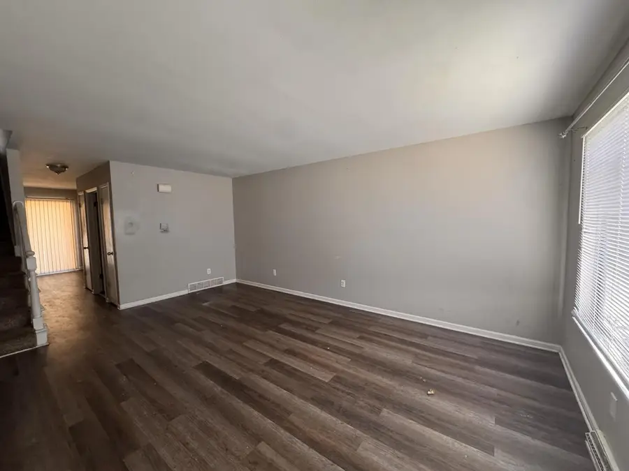 6266 W Port AVENUE, Milwaukee, WI 53223 - #2