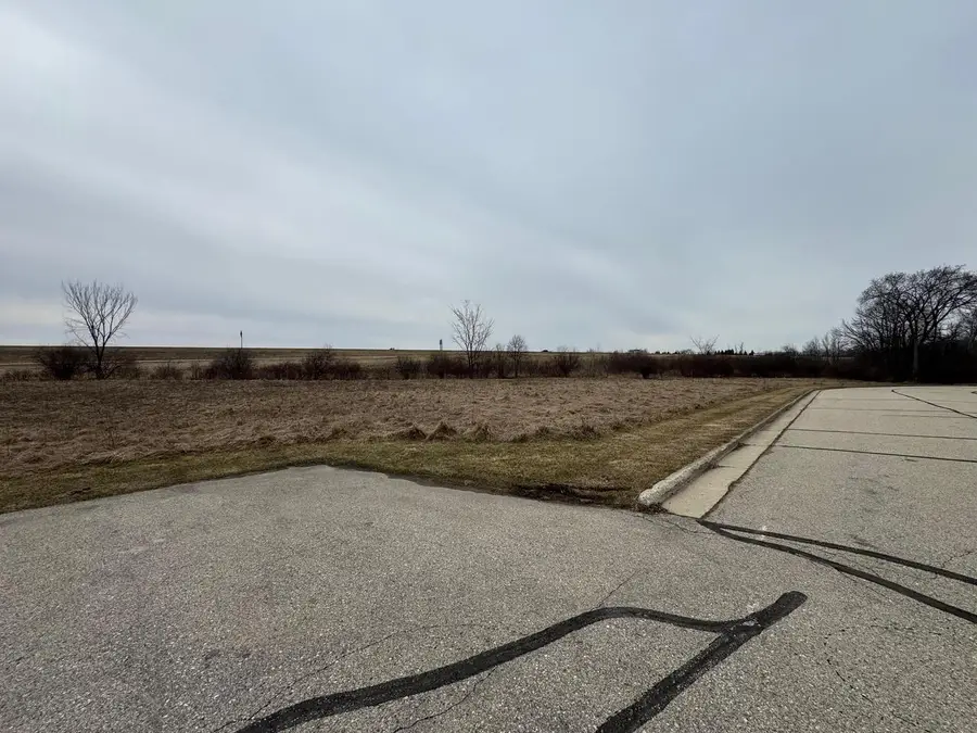 N168W22228 MAIN STREET, Jackson, WI 53037 - #3