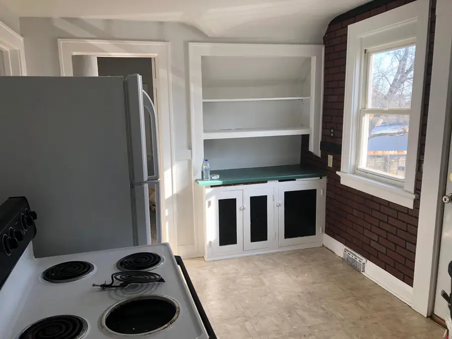 909 S 21st STREET, Manitowoc, WI 54220 - #3