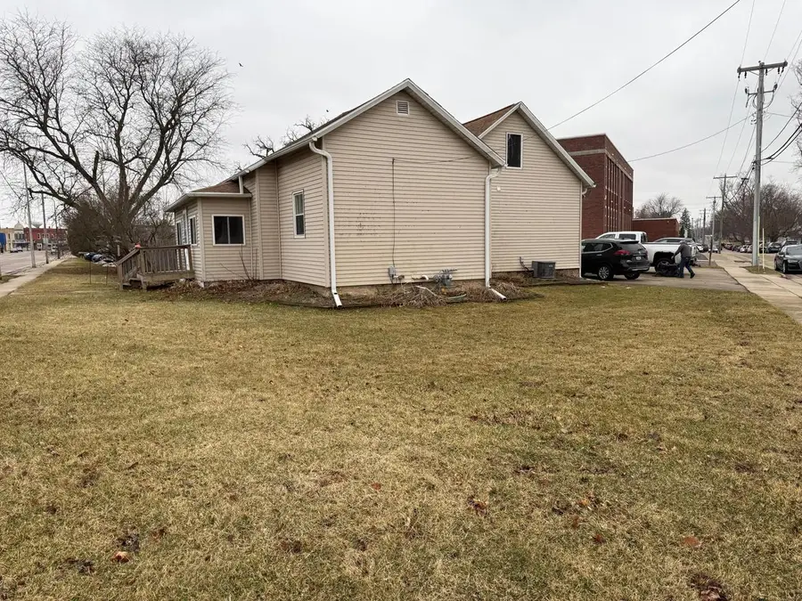 124 Fond Du Lac STREET, Waupun, WI 53963 - #2