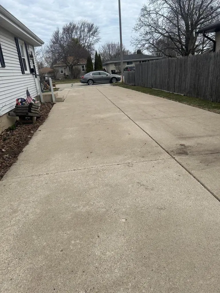 1625 Johnson AVENUE, Racine, WI 53402 - #3