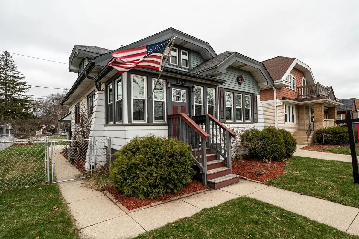 177 N 71st STREET, Milwaukee, WI 53213 - #1