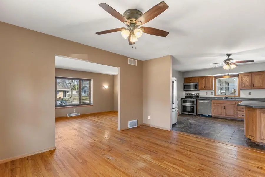 11925 W Lynx AVENUE, Milwaukee, WI 53225 - #2