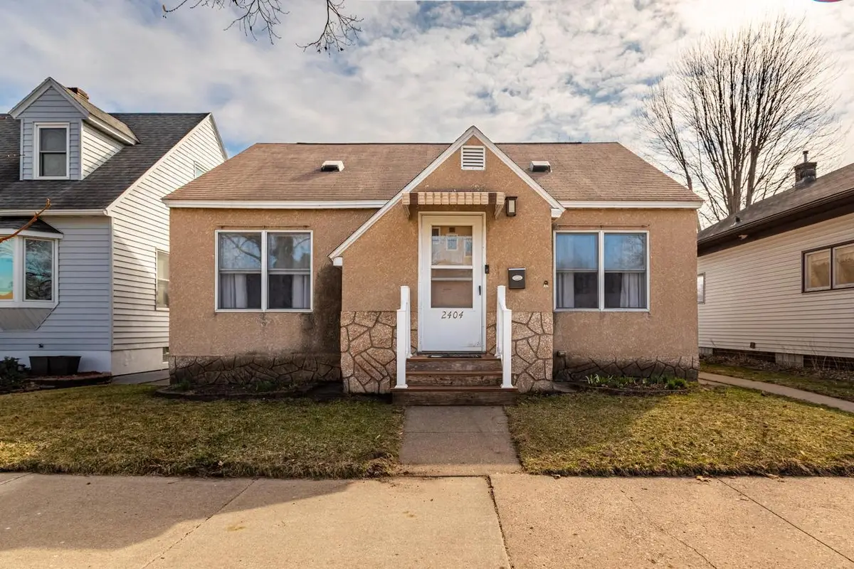 2404 Loomis STREET, La Crosse, WI 54603 - #1