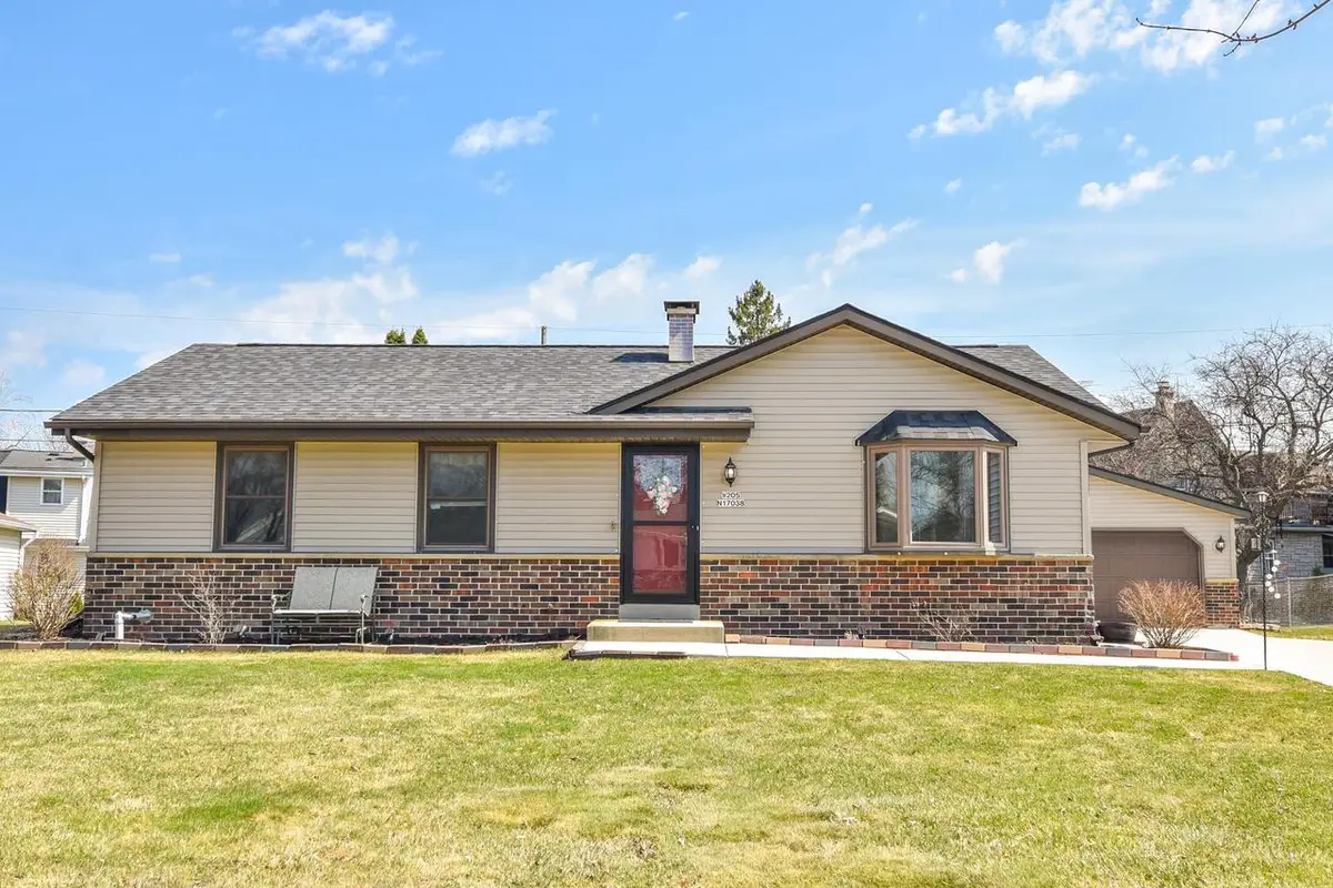 W205N17038 Parkview DRIVE, Jackson, WI 53037 - #1