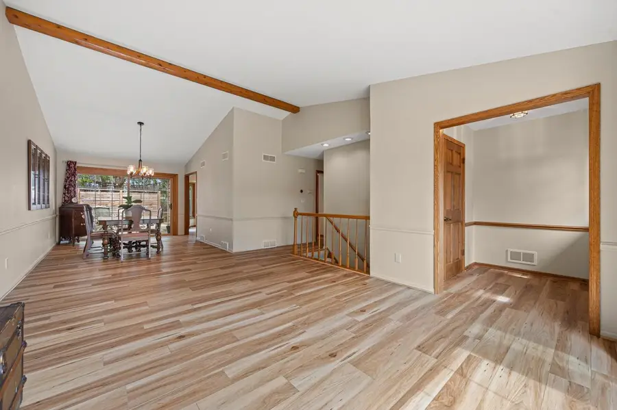 3827 S Oakbrook DRIVE, Greenfield, WI 53228 - #2