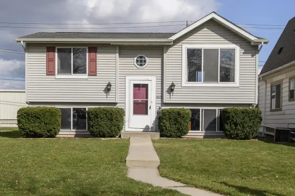 4622 N 125th STREET, Butler, WI 53007