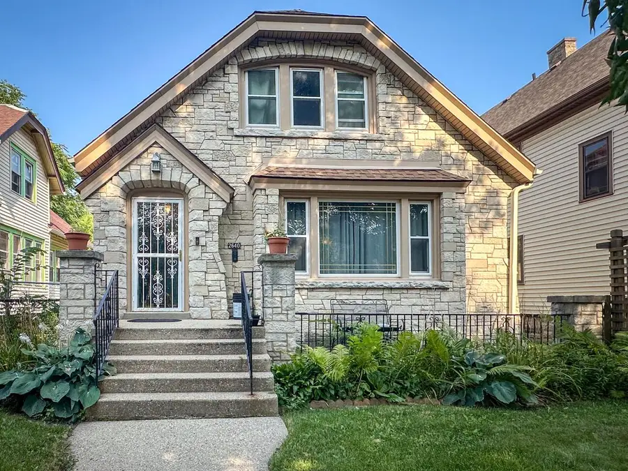 2640 N 48th STREET, Milwaukee, WI 53210 - #3