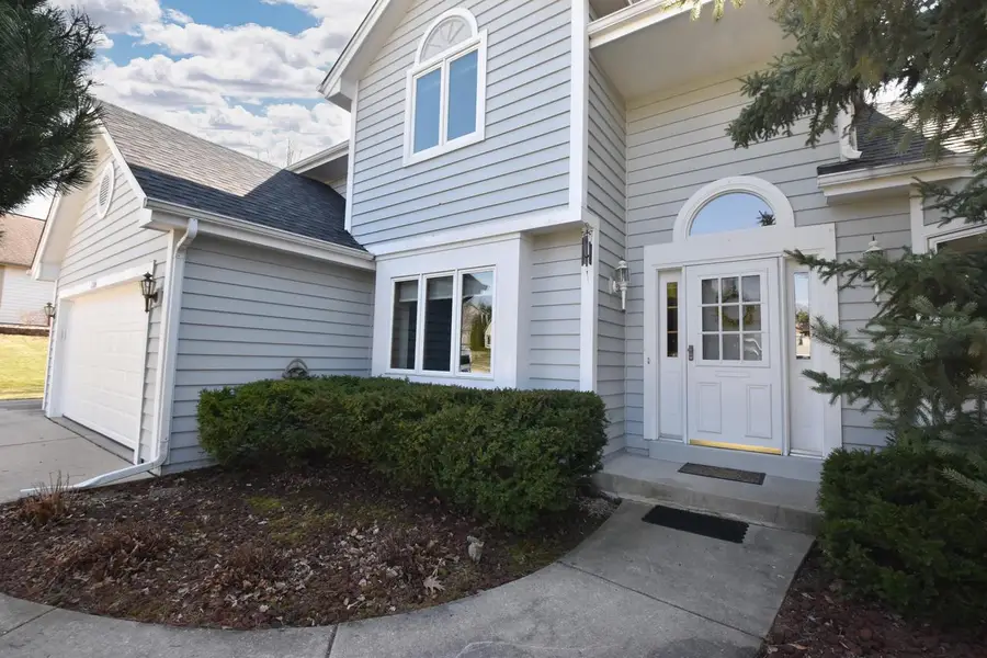 1104 Riverway COURT, Pewaukee, WI 53072 - #3