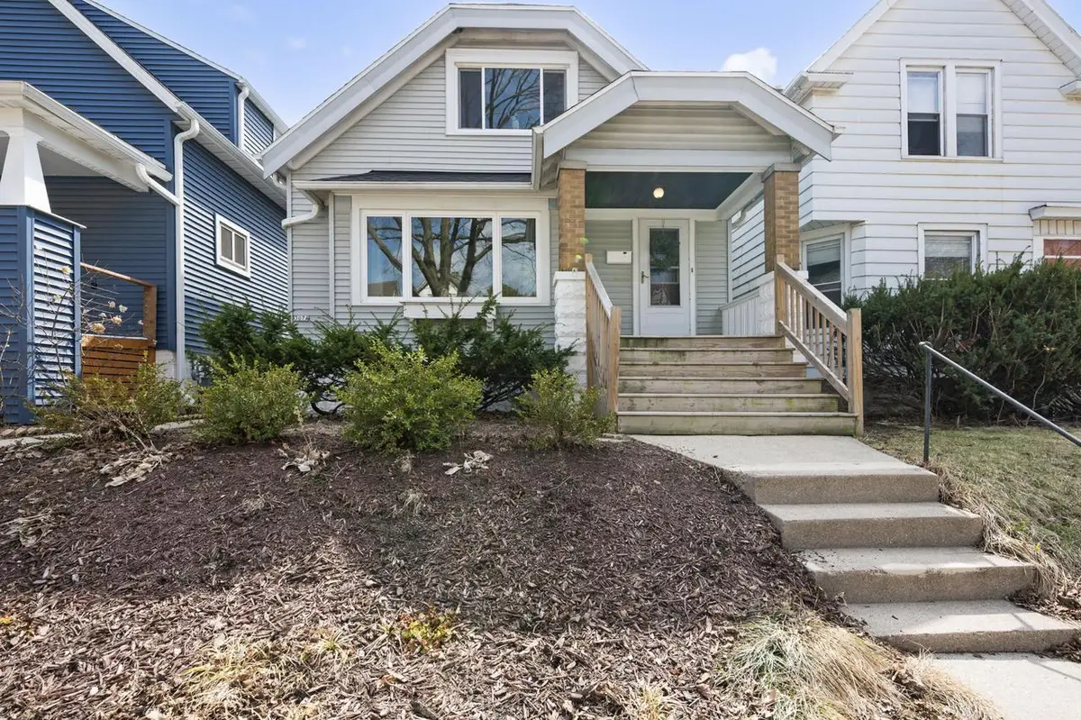 307 E Rosedale AVENUE #A, Milwaukee, WI 53207 - #1