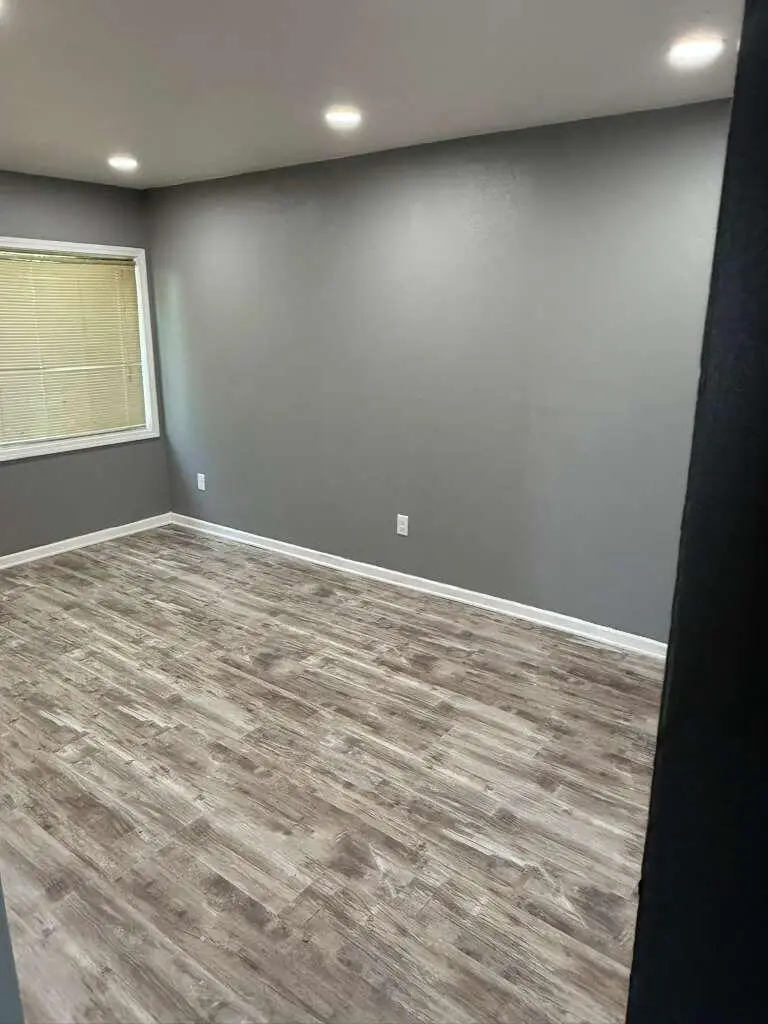 6945 W Fond Du Lac AVENUE, Milwaukee, WI 53218 - #3