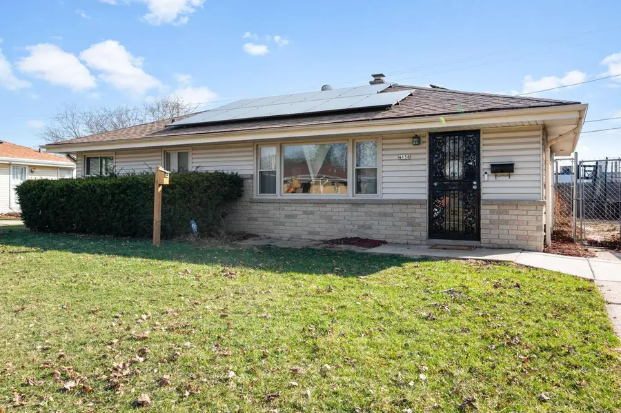 4158 N 77th STREET, Milwaukee, WI 53222 - #3