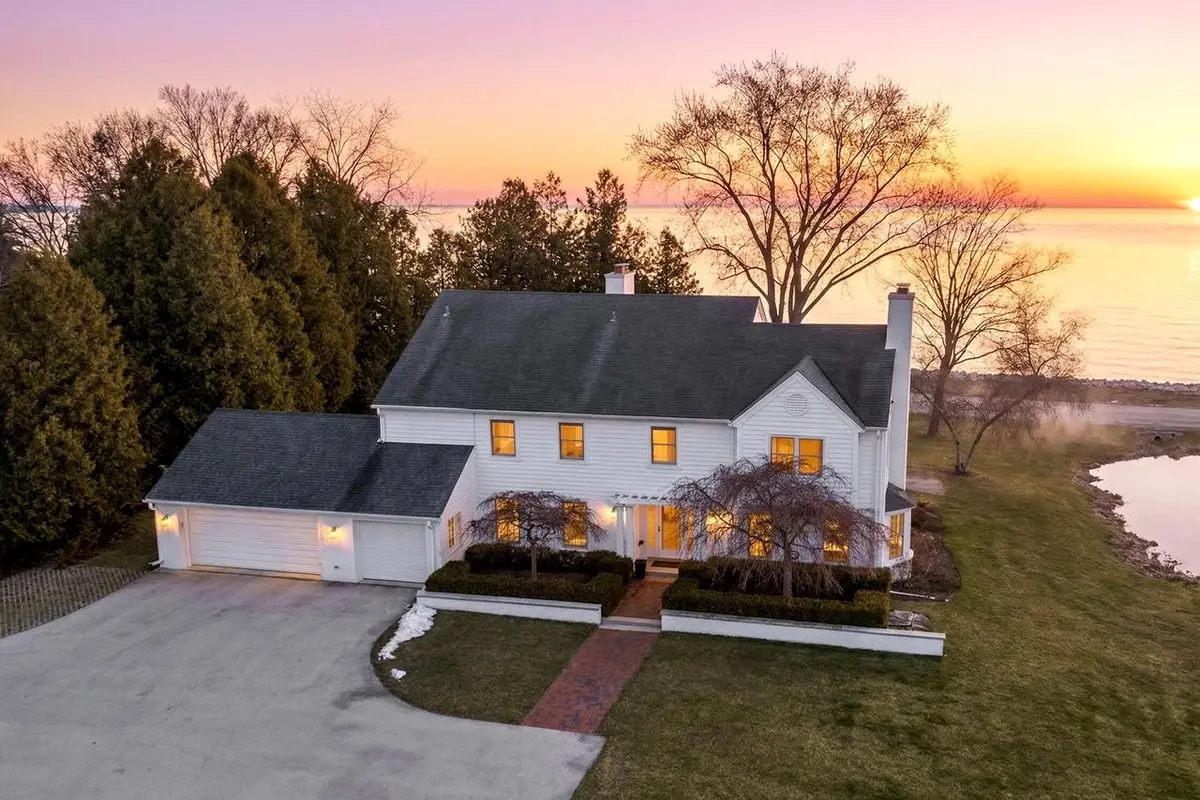 8035 N Beach DRIVE, Fox Point, WI 53217 - #1