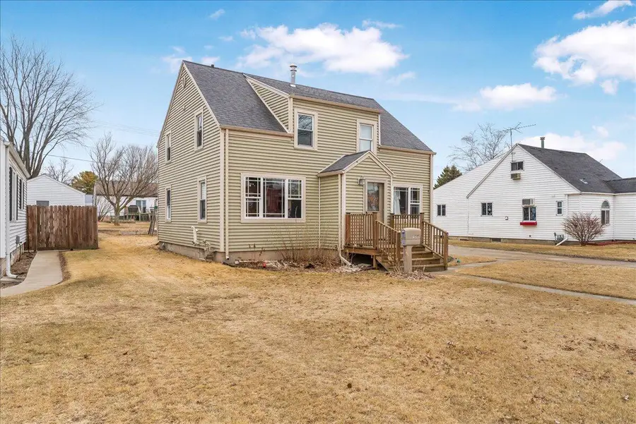 1124 Division STREET, Algoma, WI 54201 - #2