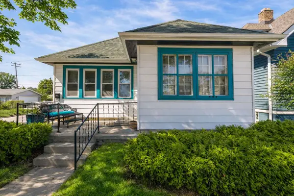 1201 N 46th STREET, Milwaukee, WI 53208