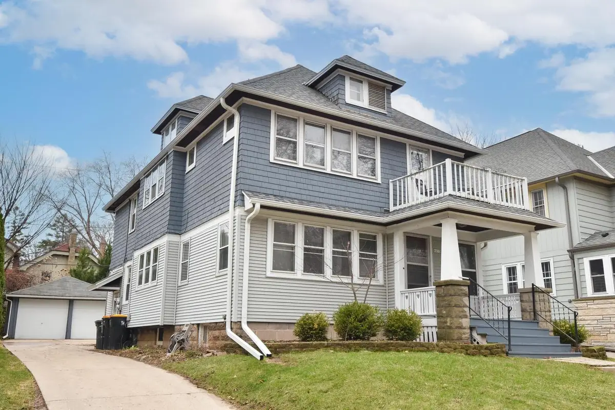 6633 W Lloyd STREET #35, Wauwatosa, WI 53213 - #1