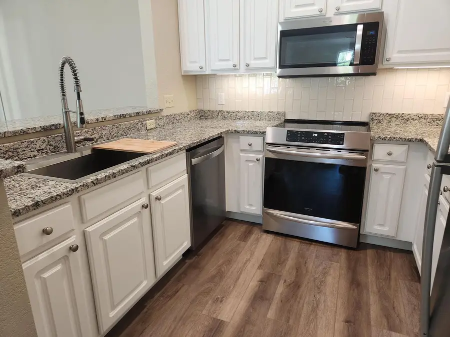 2740 Northview ROAD #109, Waukesha, WI 53188 - #2