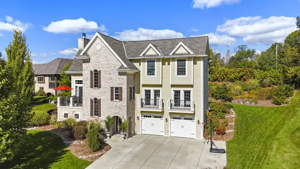 S67W17672 Copper Oaks COURT, Muskego, WI 53150