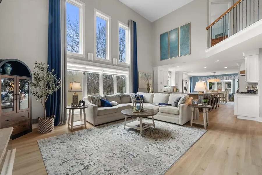 N29W26601 Peterson DRIVE, Pewaukee, WI 53072 - #2