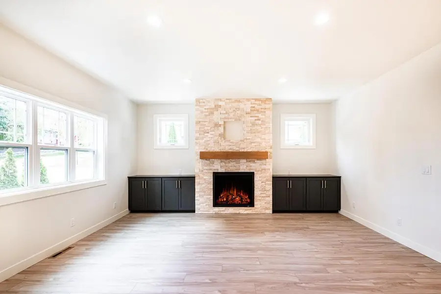 433 Niagara AVENUE, Sheboygan, WI 53081 - #3