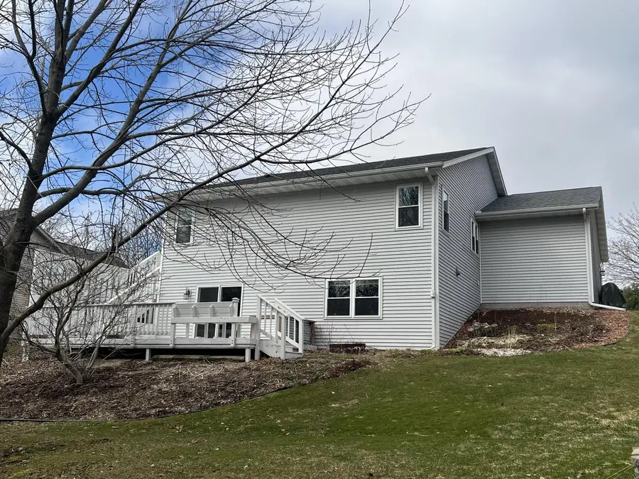 1407 Villa Park COURT, West Bend, WI 53090 - #2