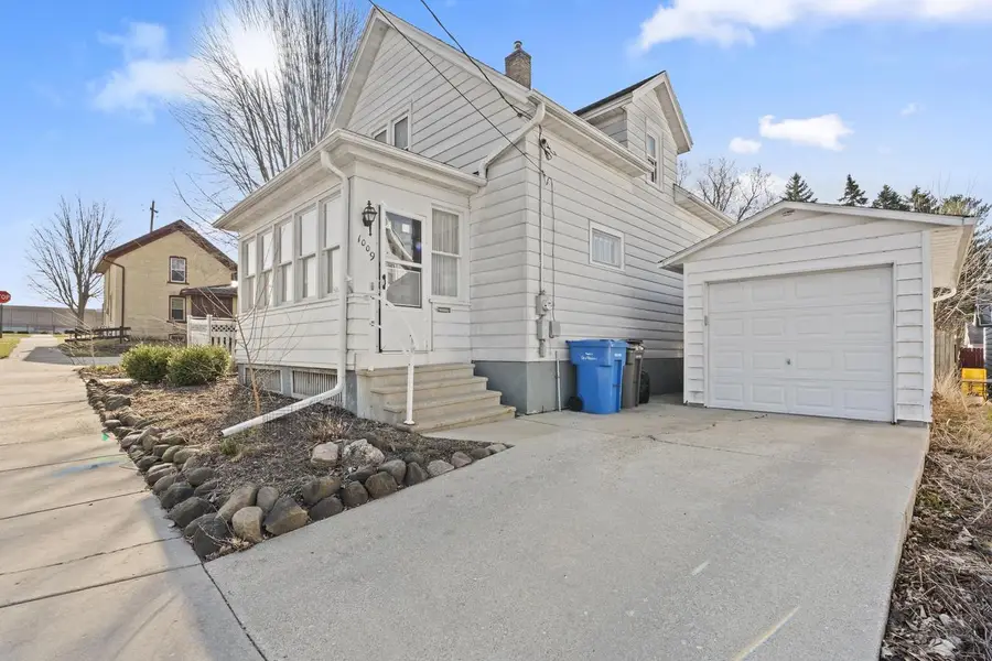 1009 Wisconsin STREET, Watertown, WI 53094 - #3