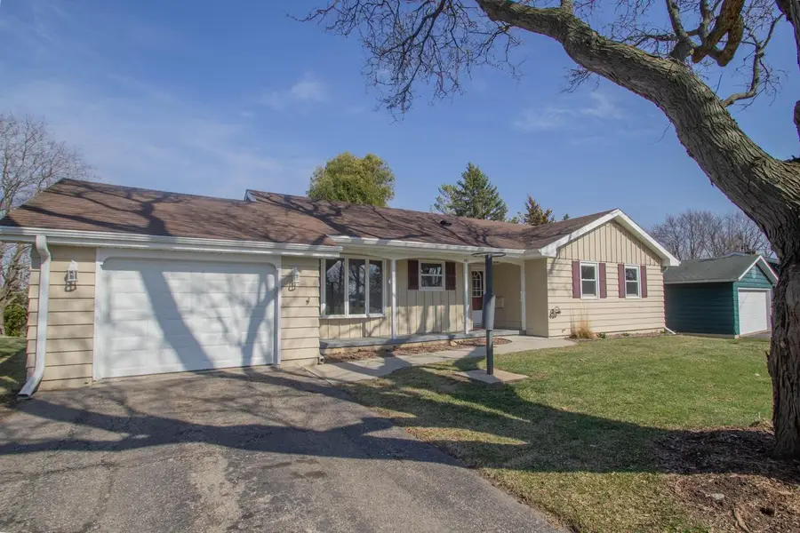 201 Oak Hill COURT, Watertown, WI 53094 - #3