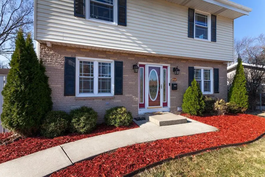 8741 W Dallas STREET, Milwaukee, WI 53224 - #2