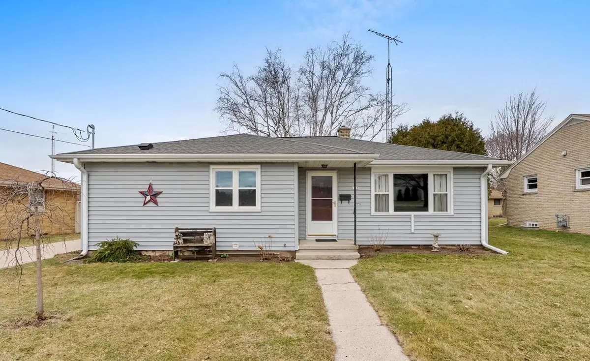 1318 S 24th STREET, Manitowoc, WI 54220 - #1