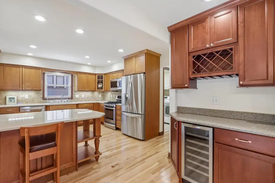 1231 Glenview AVENUE, Milwaukee, WI 53213 - #3