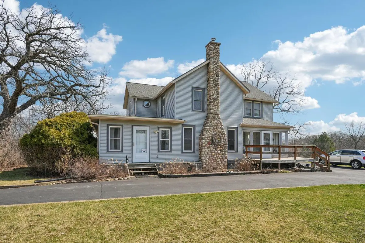 S102W33389 County Road Lo, Mukwonago, WI 53149 - #1