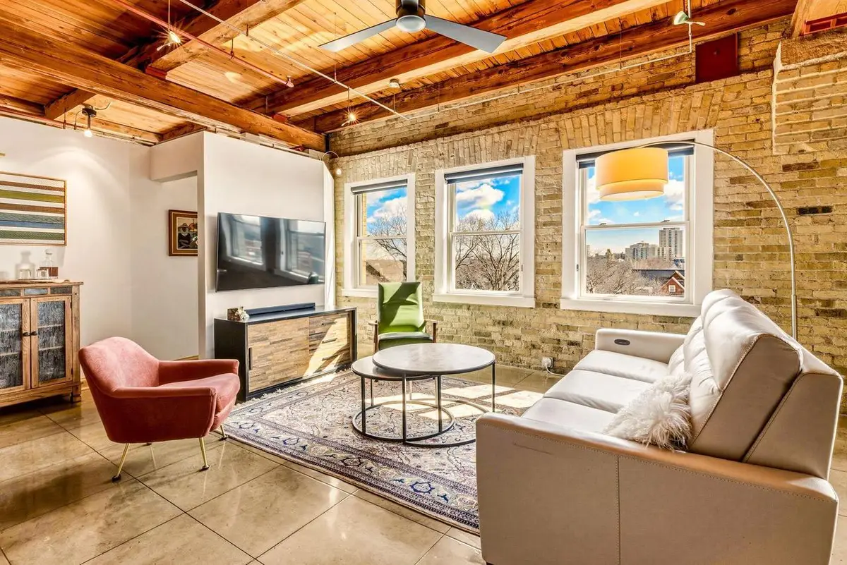 904 E Pearson STREET #501, Milwaukee, WI 53202 - #1