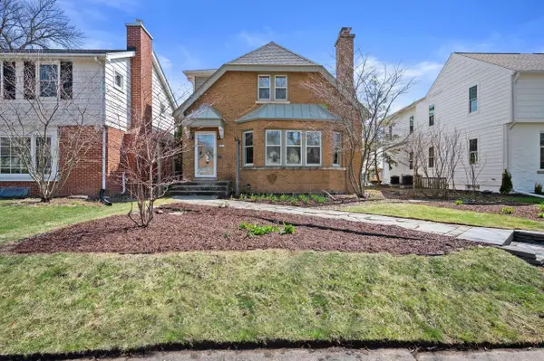 4832 N Newhall STREET, Whitefish Bay, WI 53217