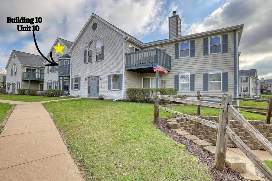 N25W24069 River Park DRIVE #10, Pewaukee, WI 53072 - #3
