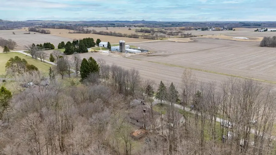 7224 Maple LANE, Hartford, WI 53027 - #2