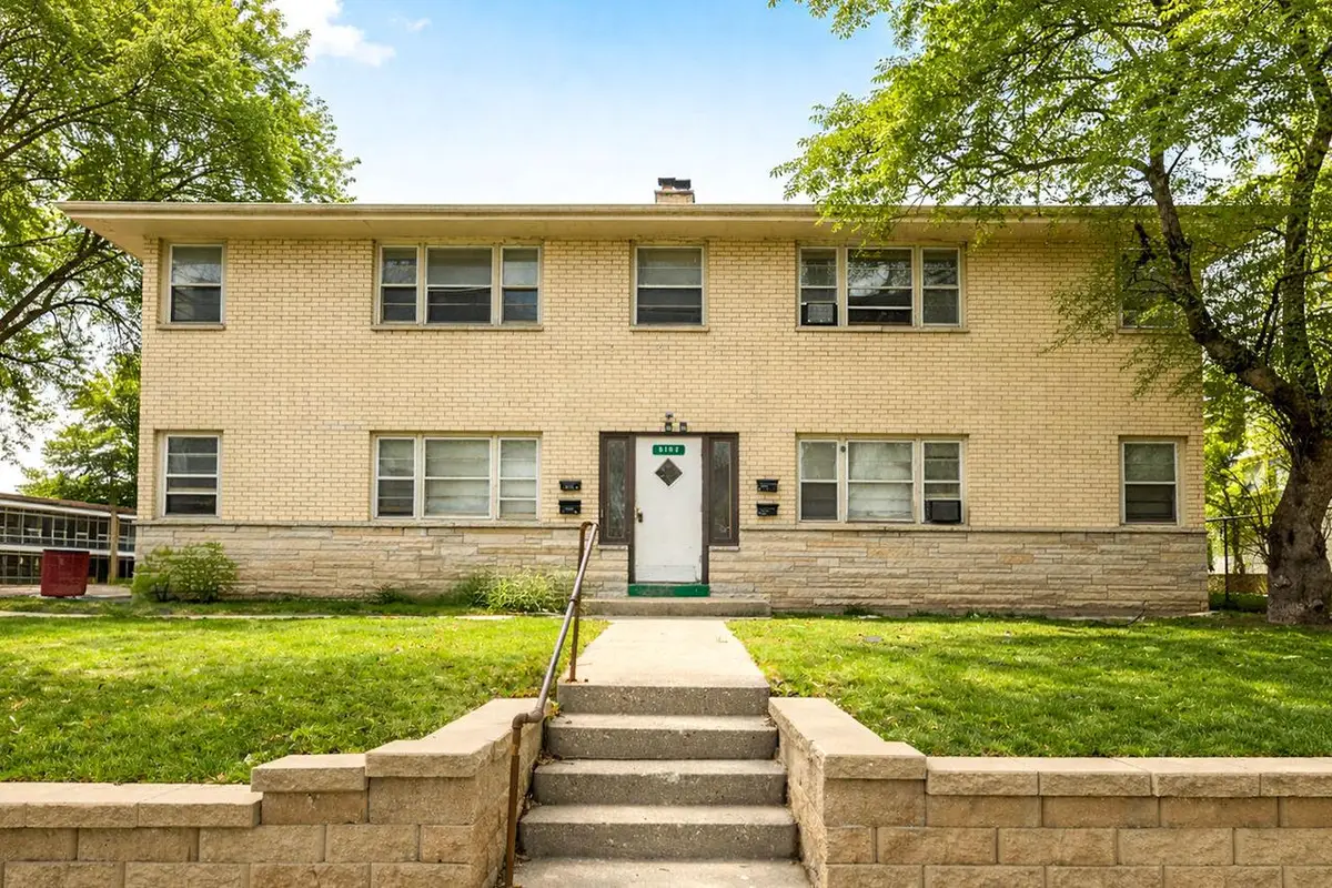 6107 W Leon TERRACE, Milwaukee, WI 53218 - #1