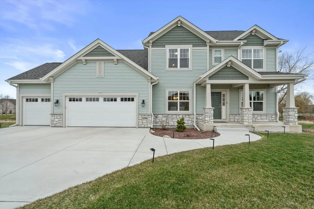 1316 Orchard View LANE, Mukwonago, WI 53149 - #1