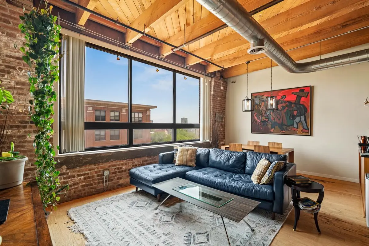 234 E Reservoir AVENUE #503, Milwaukee, WI 53212 - #1