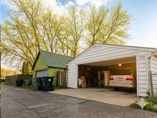 3754 E Layton AVENUE, Cudahy, WI 53110 - #3