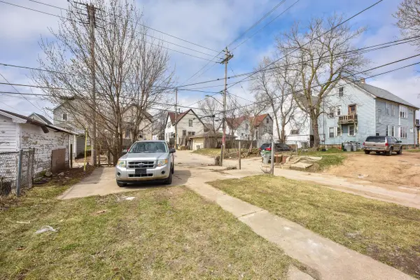 2661 N 35th STREET #2661A, Milwaukee, WI 53210