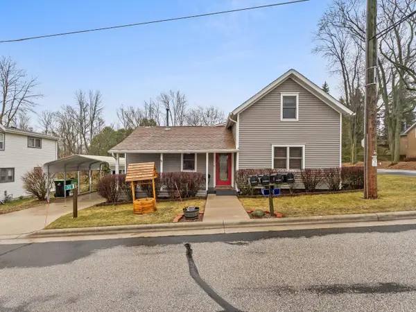 265 Lincoln AVENUE, Cleveland, WI 53015