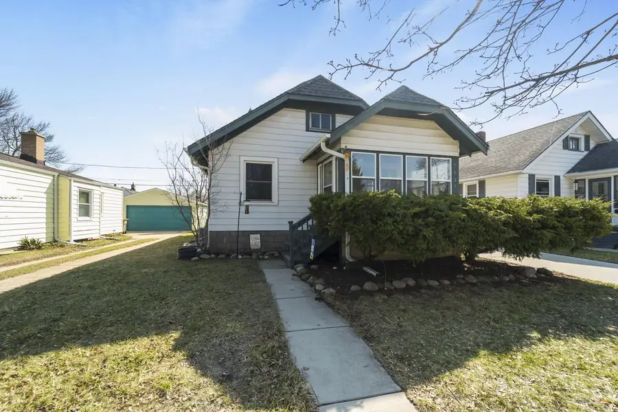 7521 16th AVENUE, Kenosha, WI 53143 - #2