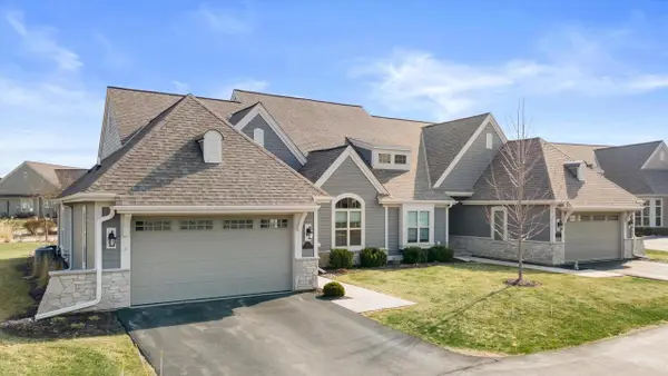 1751 Derby LANE, Oconomowoc, WI 53066