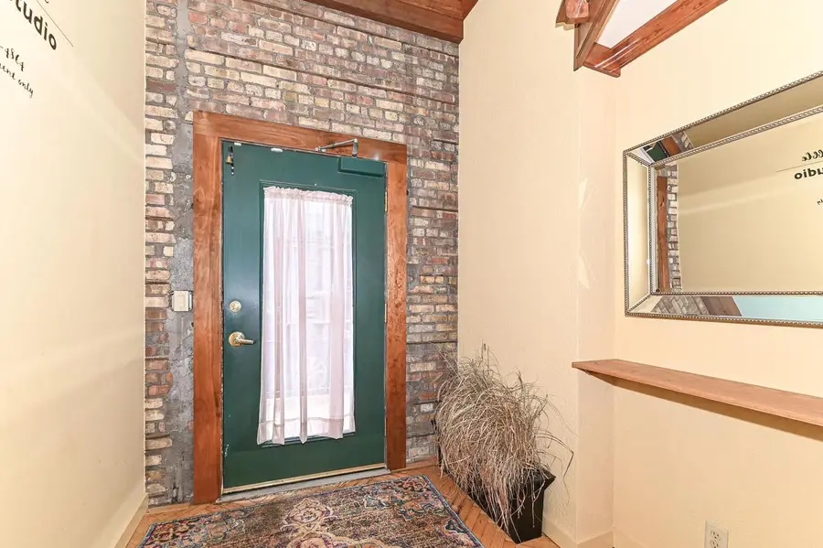 524 Milwaukee AVENUE #581/589 Pine St, Burlington, WI 53105 - #2