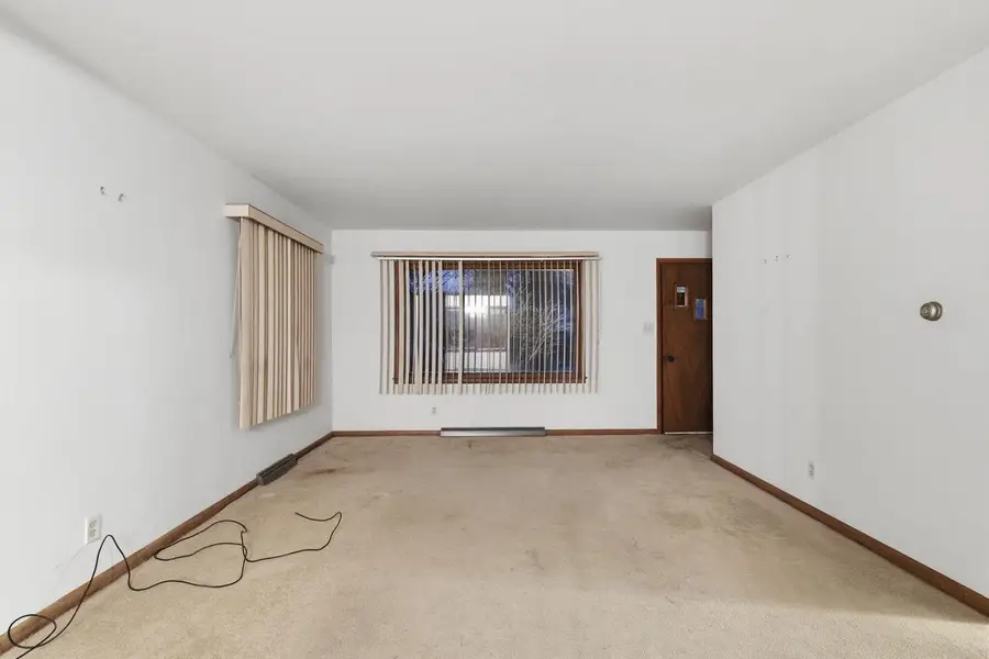 11016 W Wells STREET, Wauwatosa, WI 53226 - #3