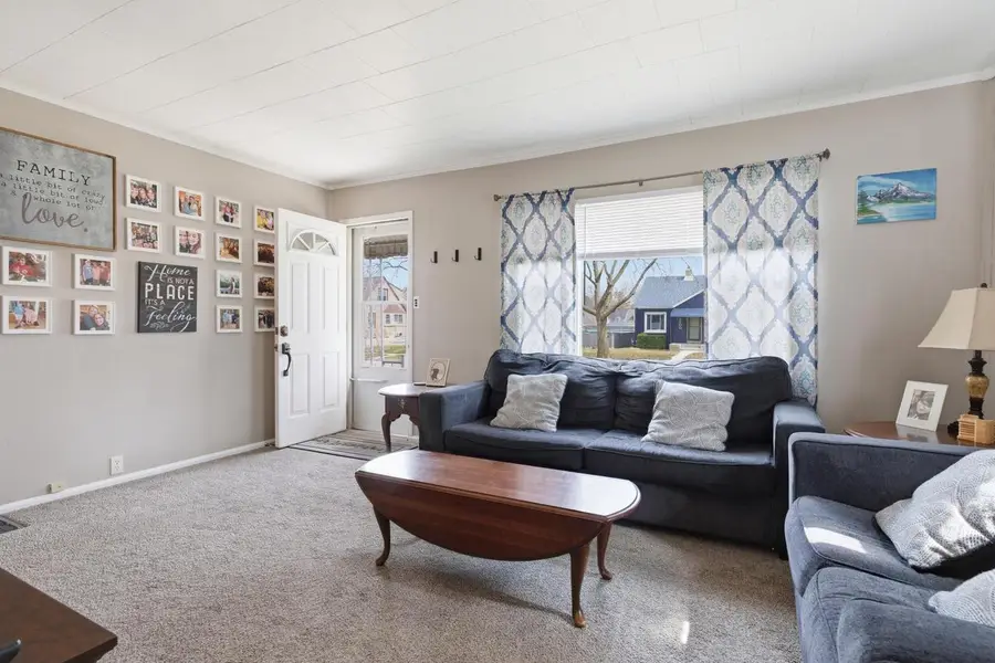 3803 S Lenox STREET, Milwaukee, WI 53207 - #3