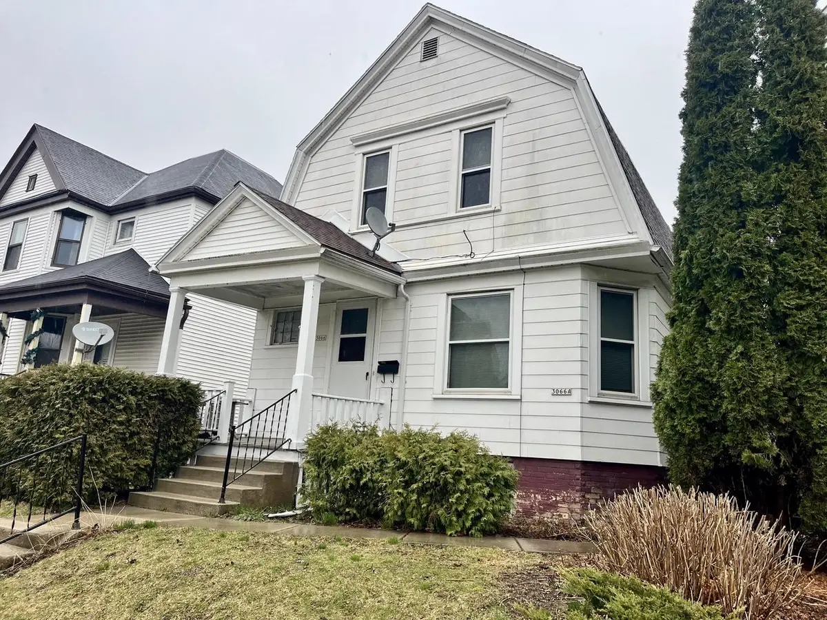 3066-3066A N Newhall STREET, Milwaukee, WI 53211 - #1