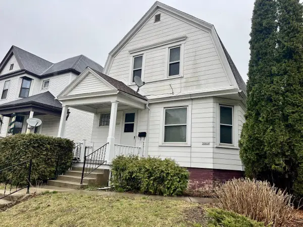 3066-3066A N Newhall STREET, Milwaukee, WI 53211