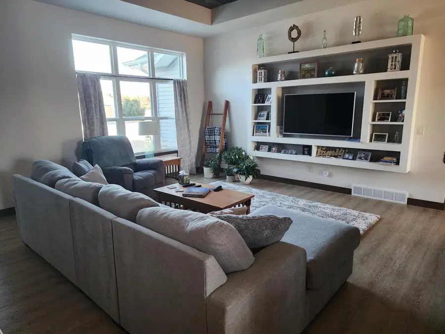 124 Fox TRAIL, Hilbert, WI 54129 - #2